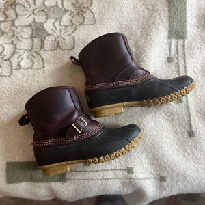 Brown shearling-lined Bean Boots. Real leather. Waterproof.